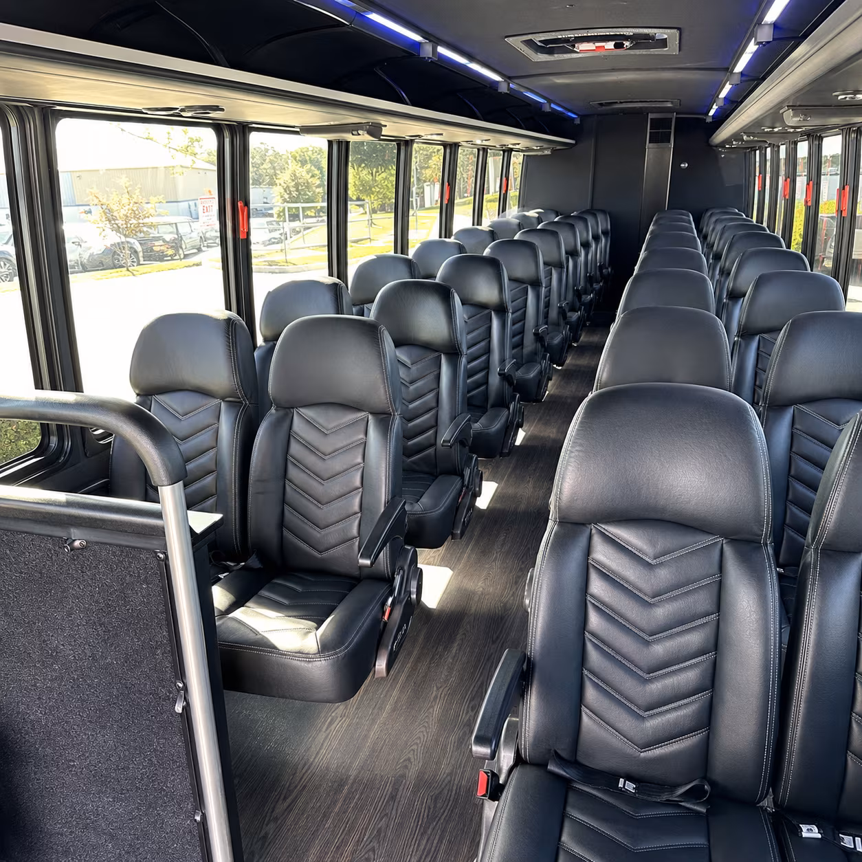 guest shuttles to bigsby x27 s folly and wedding venues around westminster
